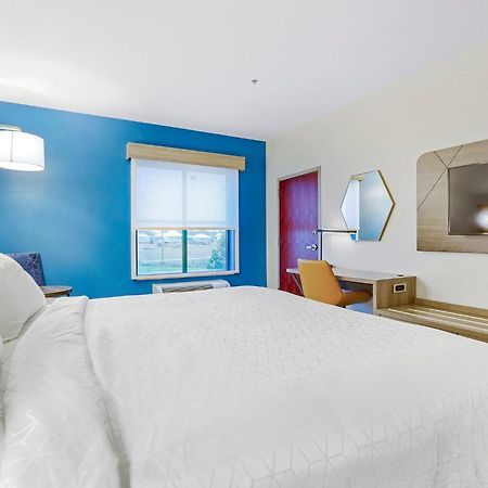 Holiday Inn Express - Gulfport Beach By Ihg ภายนอก รูปภาพ