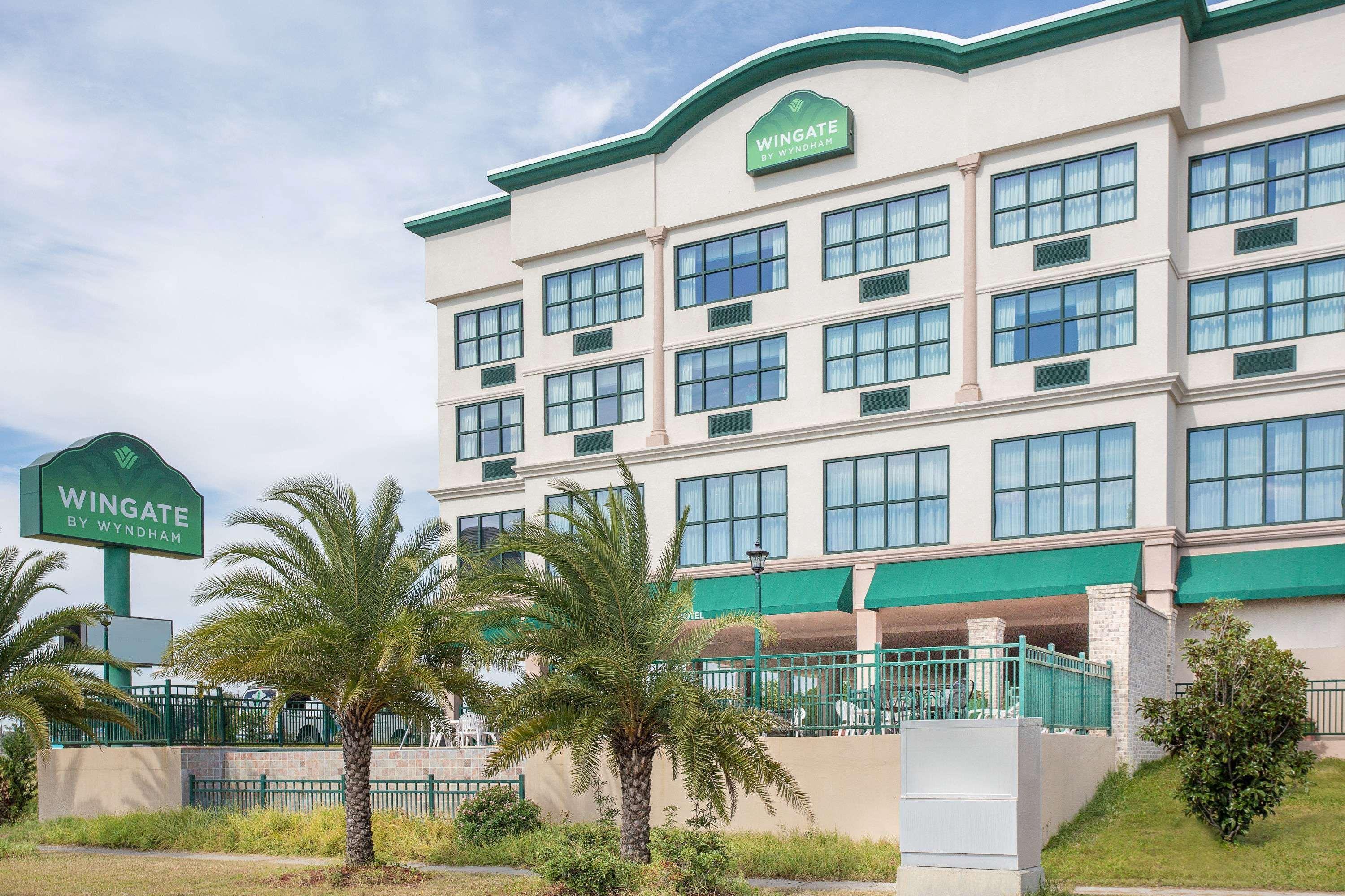 Holiday Inn Express - Gulfport Beach By Ihg ภายนอก รูปภาพ